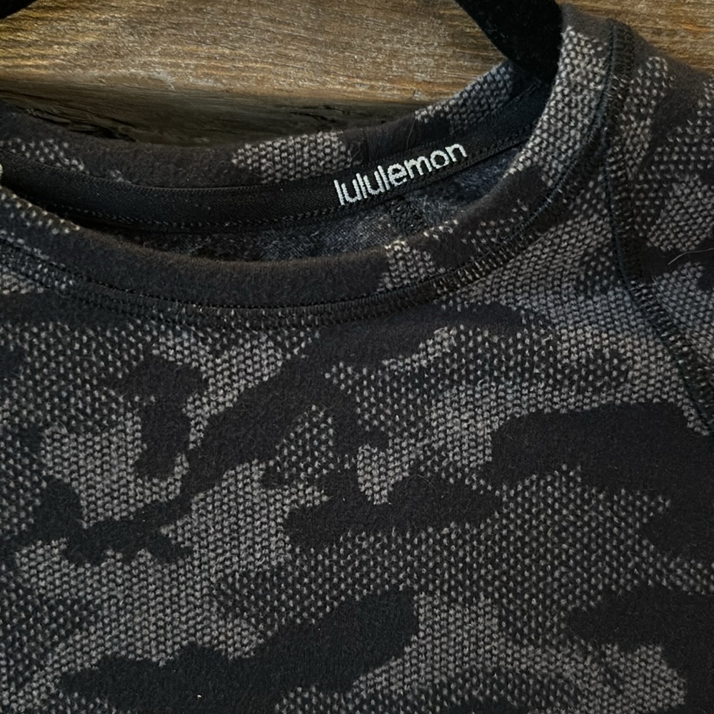 Lululemon Rulu long sleeve - Picture 2 of 3